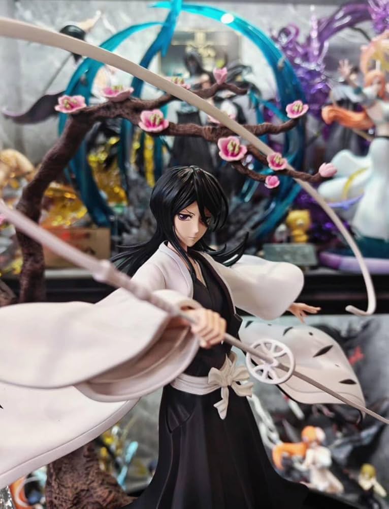 BLEACH　朽木ルキア　フィギュア Amazon.co.jp: BLEACH ブリーチ 朽木ルキア塗装済み完成品